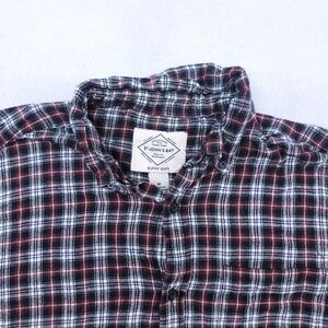 St Johns Bay Tartan Flannel Casual Button Up Shirt Mens Size Medium M Black